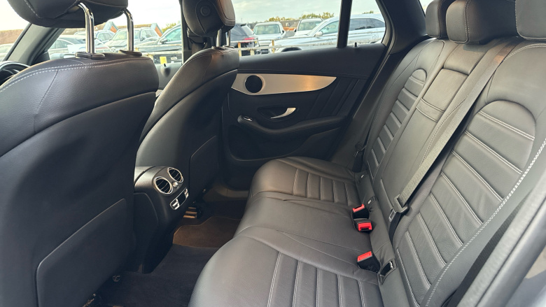 Mercedes-Benz GLC 220d 4Matic AMG Line Premium 5dr 9G-Tronic Diesel Estate